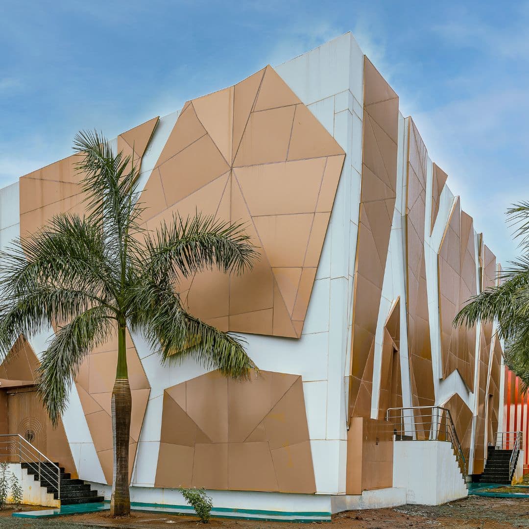 CMC International School